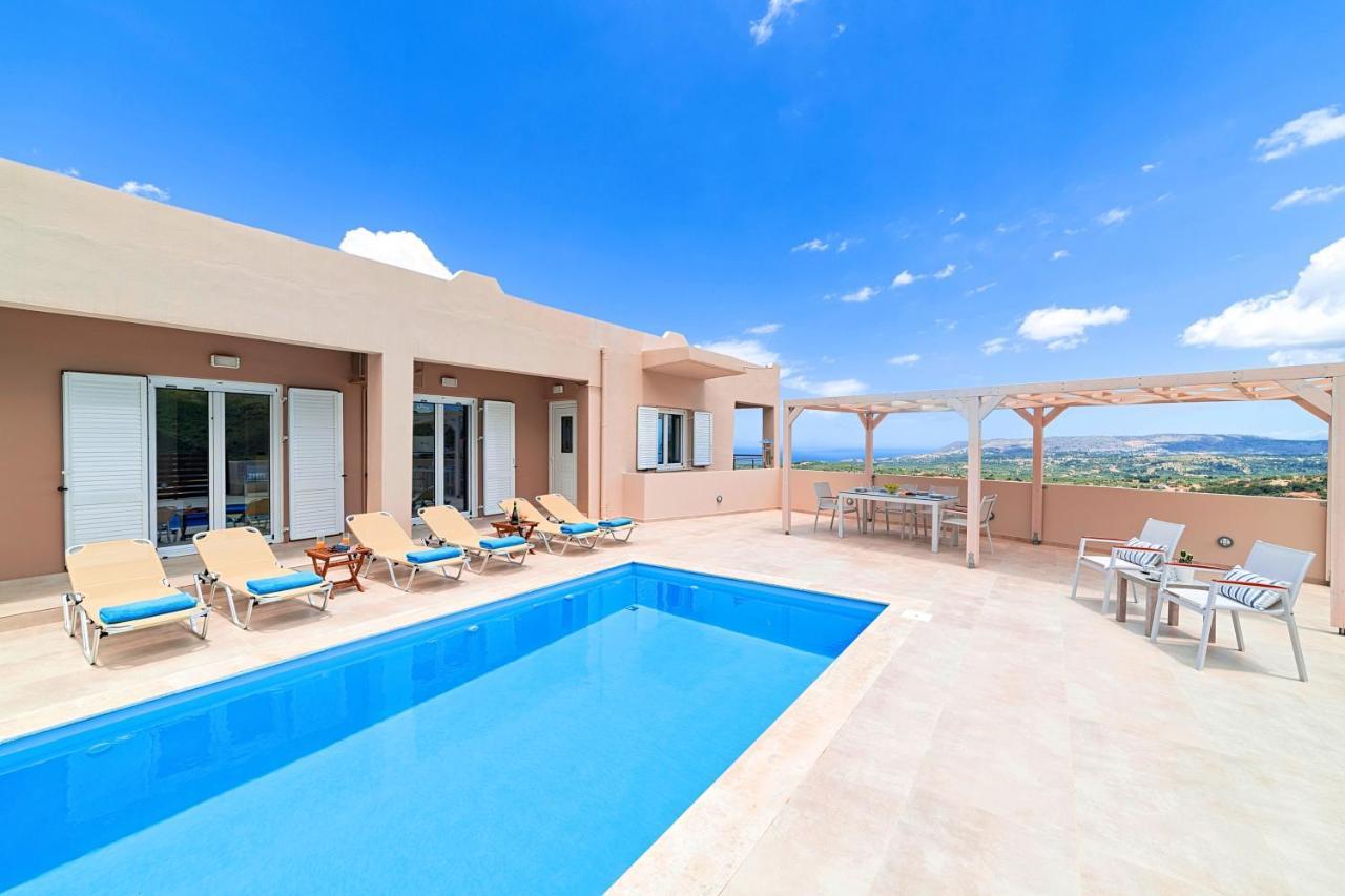Villa Di Giorgio Heated Pool Kournas Екстер'єр фото